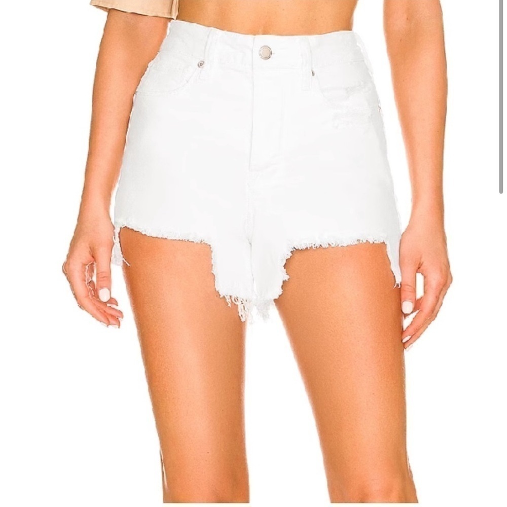 NWT Good American Bombshell Short High Rise Raw Hem White Denim Sz 14 32
